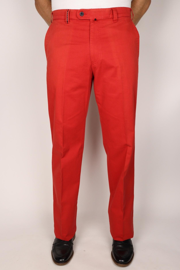 M.E.N.S Relaxed Fit Red Cotton Pants