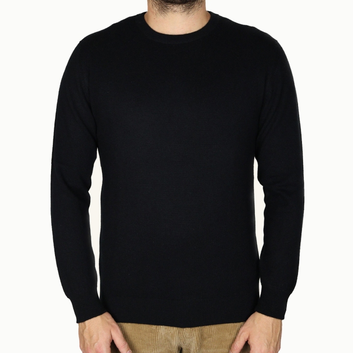 Johnstons of Elgin Cashmere Crewneck Sweater