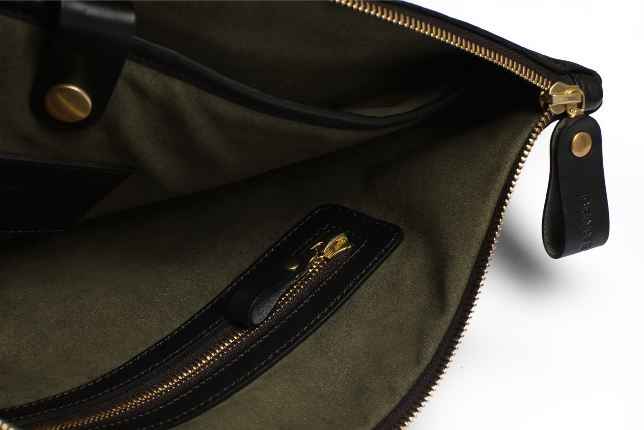 Bennett Winch Leather Flight Folio - 14"